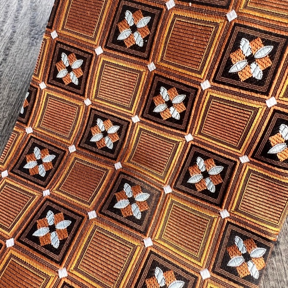 Jos A Banks Silk Tie Copper Gold and Black Wide Width - Picture 3 of 5